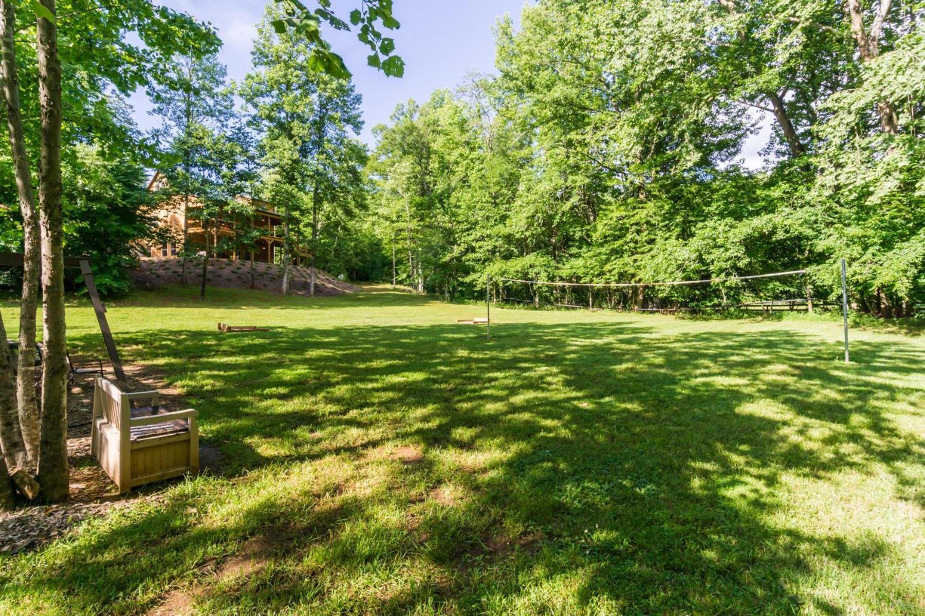 The Big Little Cabin - Hot Tub & Playground Dahlonega Exterior foto