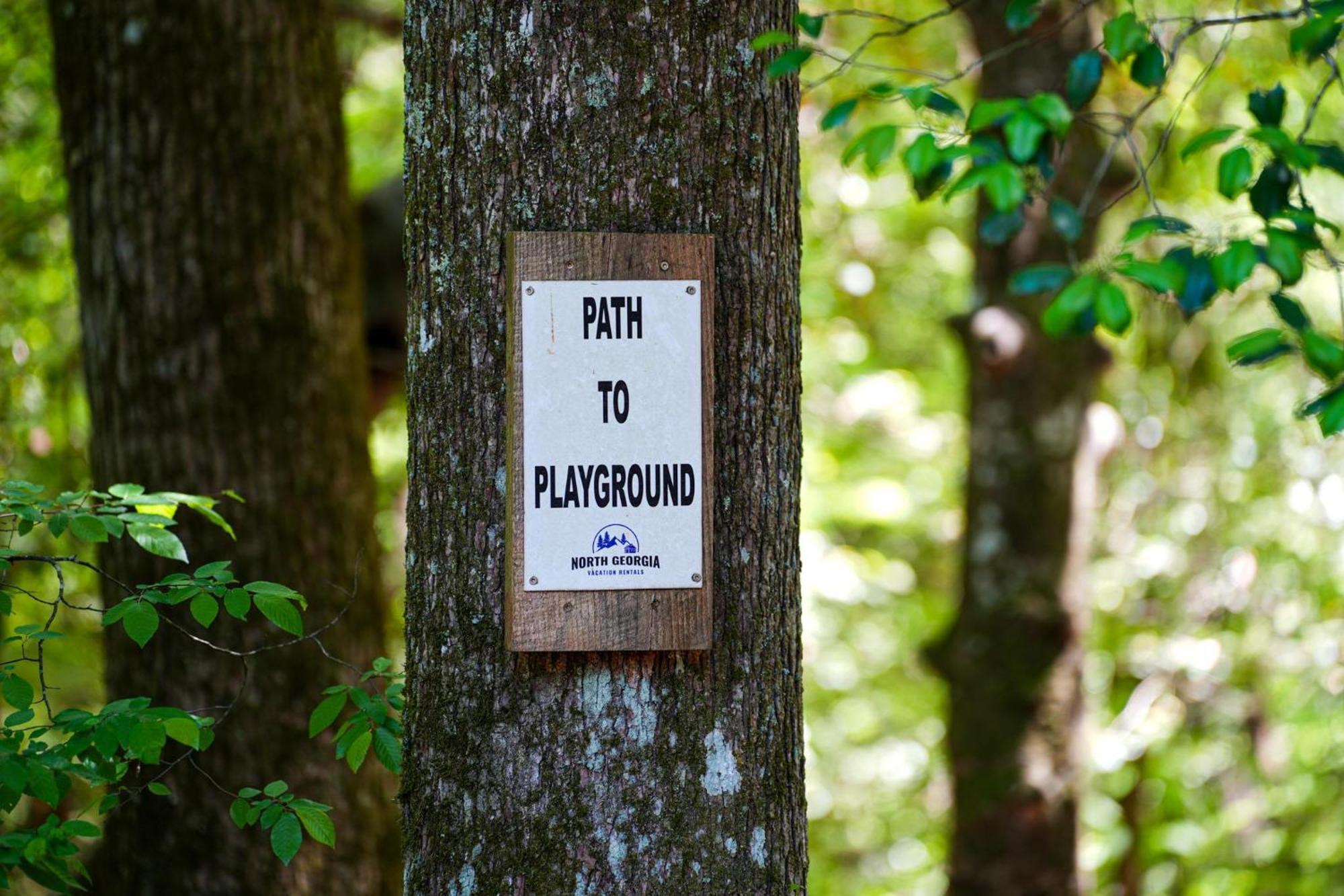 The Big Little Cabin - Hot Tub & Playground Dahlonega Exterior foto